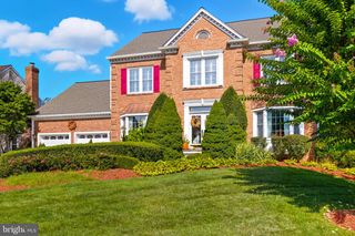 13104 MEADOW HALL CT, Herndon, VA 20171