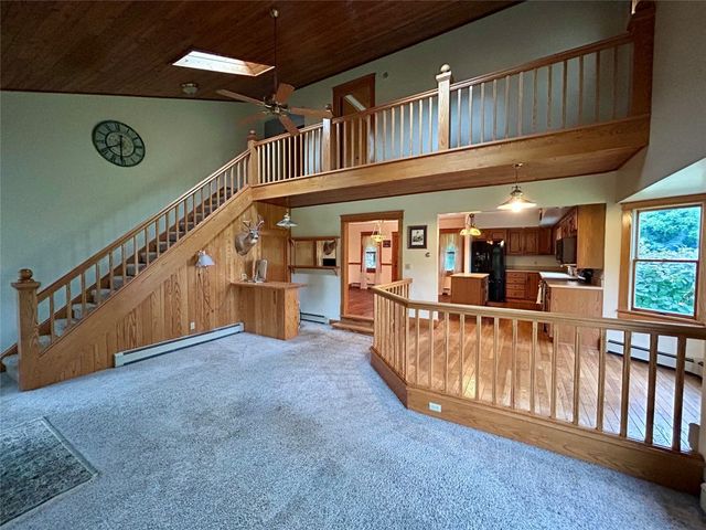 4060 ROUTE 6, Waterford, PA 16441