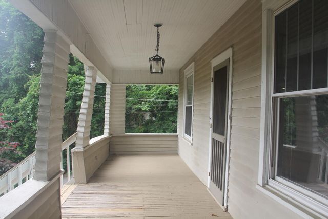 107 N Seminole Drive, Chattanooga, TN 37411