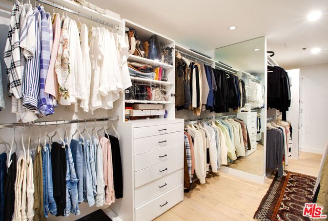 10520 Wilshire Boulevard 306, Los Angeles, CA 90024