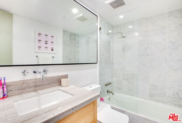 10520 Wilshire Boulevard 306, Los Angeles, CA 90024