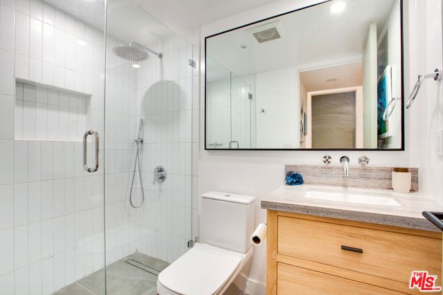 10520 Wilshire Boulevard 306, Los Angeles, CA 90024