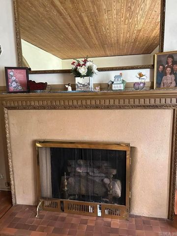 916 Clifton St, Camden, AR 71701