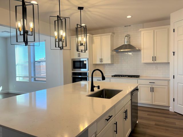 3136 Alicia Road NE, Rio Rancho, NM 87144