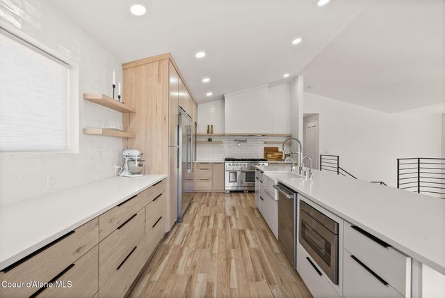 11610 E Rivercrest Dr, Spokane Valley, WA 99206