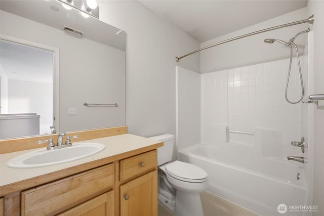 1537 Bobs Hollow Lane, Dupont, WA 98327
