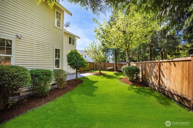 1537 Bobs Hollow Lane, Dupont, WA 98327