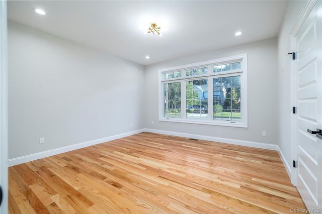 76 Gerard Avenue W, Malverne, NY 11565