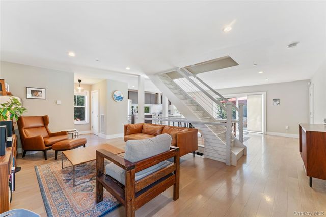 22 E Clinton Avenue, Irvington, NY 10533