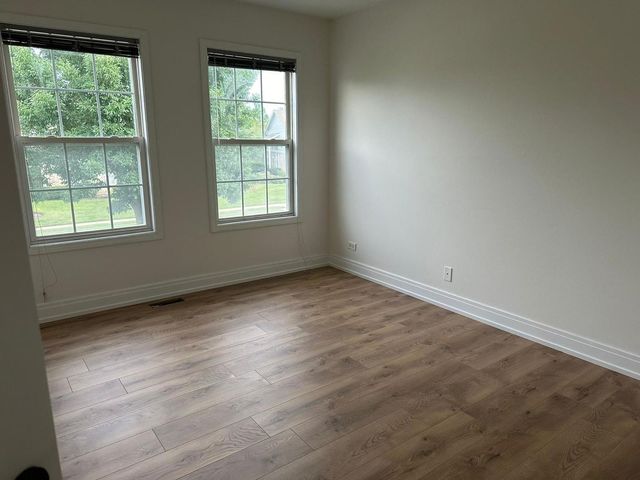 1436 Brittania Way, Roselle, IL 60172