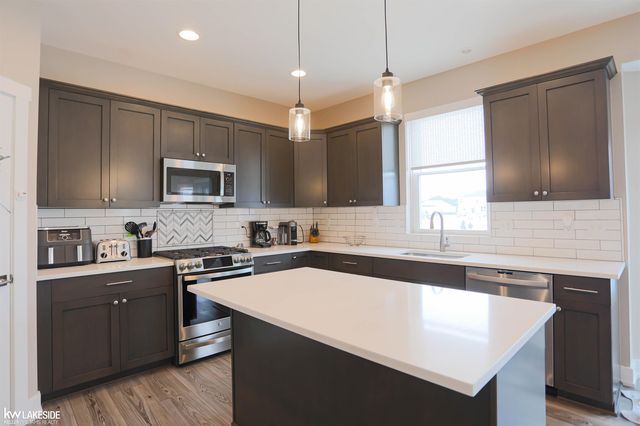 71553 Julius Drive, Romeo, MI 48065