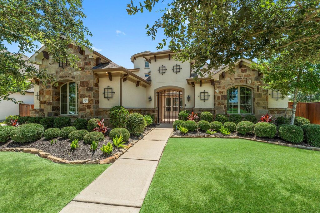 10606 Dayspring Drive, Cypress, TX 77433