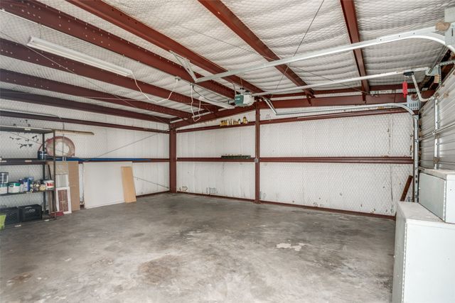 1055 Wright Street, Terrell, TX 75160