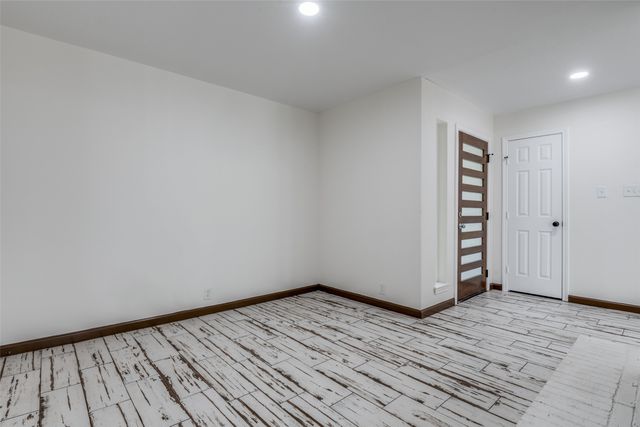 1055 Wright Street, Terrell, TX 75160