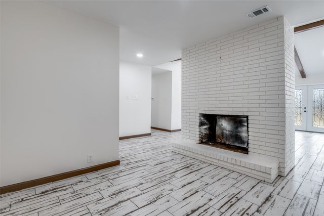 1055 Wright Street, Terrell, TX 75160