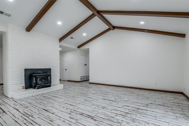 1055 Wright Street, Terrell, TX 75160