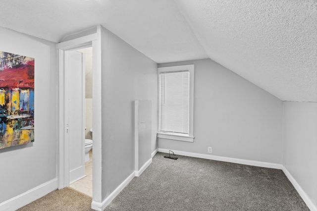 180 Wyoming Street E, Saint Paul, MN 55107