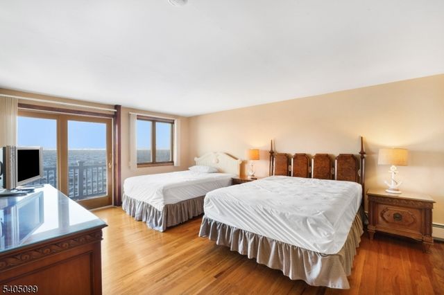 225 K Ct, Seaside Park Boro, NJ 08752