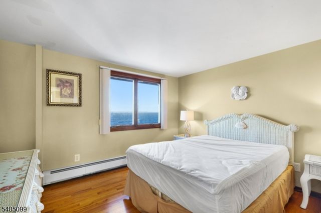 225 K Ct, Seaside Park Boro, NJ 08752