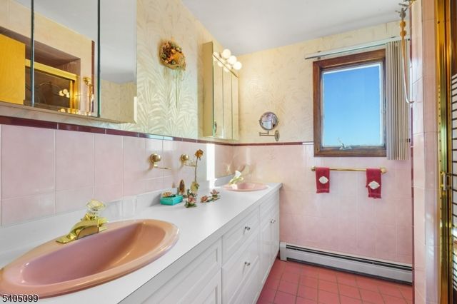 225 K Ct, Seaside Park Boro, NJ 08752