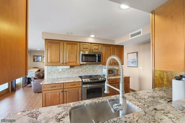 225 K Ct, Seaside Park Boro, NJ 08752