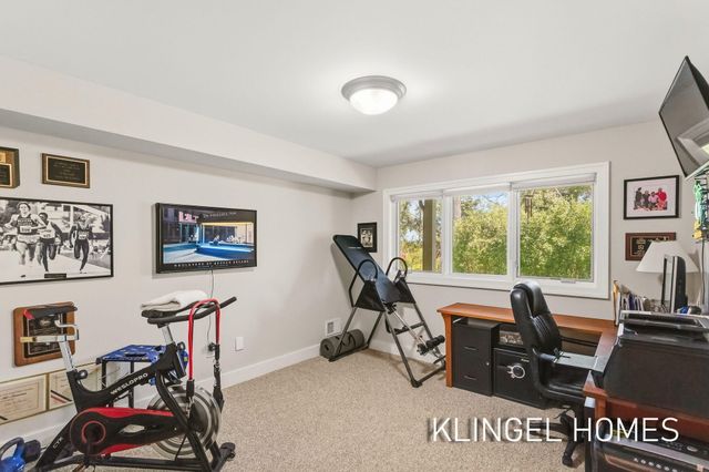 17528 N Fruitport Road, Spring Lake, MI 49456