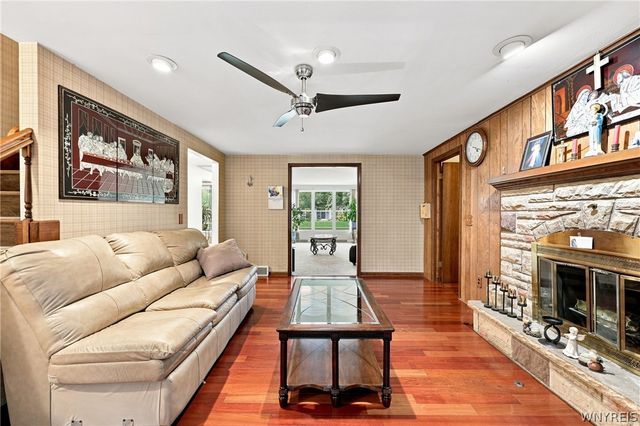 138 Woodshire North, Amherst, NY 14068