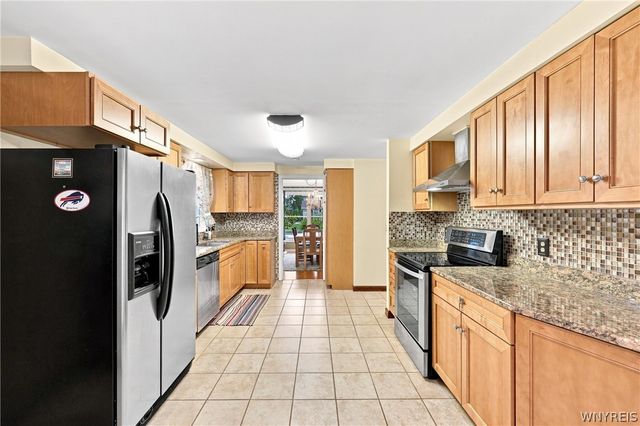 138 Woodshire North, Amherst, NY 14068