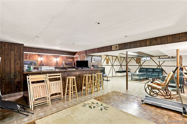 138 Woodshire North, Amherst, NY 14068