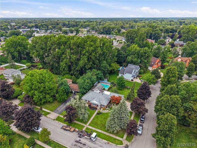 138 Woodshire North, Amherst, NY 14068