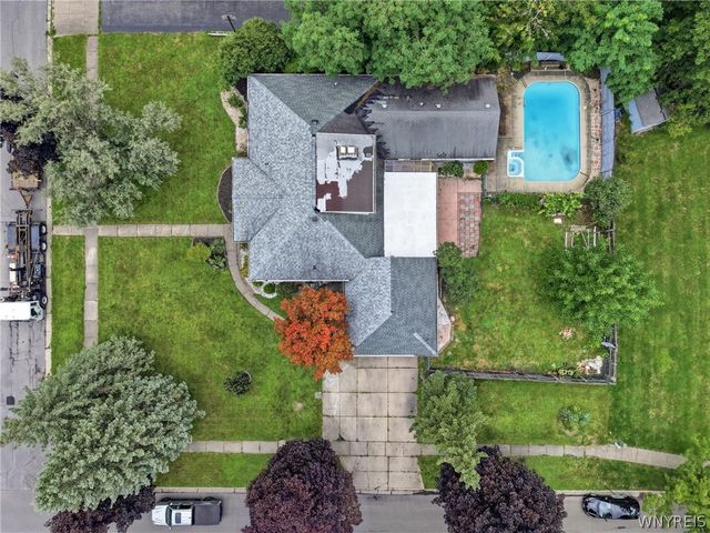 138 Woodshire North, Amherst, NY 14068