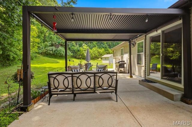 6404 Mill View Drive, Byrnes Mill, MO 63051