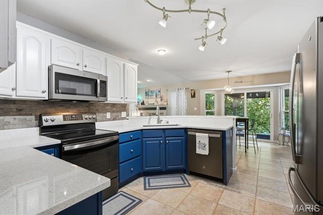 6404 Mill View Drive, Byrnes Mill, MO 63051