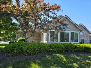 5805 Ravine Creek Drive, Grove City, OH 43123