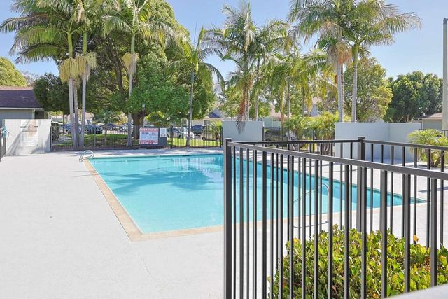 1541 Sonora Drive 243, Chula Vista, CA 91911