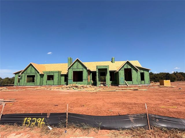 13296 Lost Creek Boulevard, Edmond, OK 73034