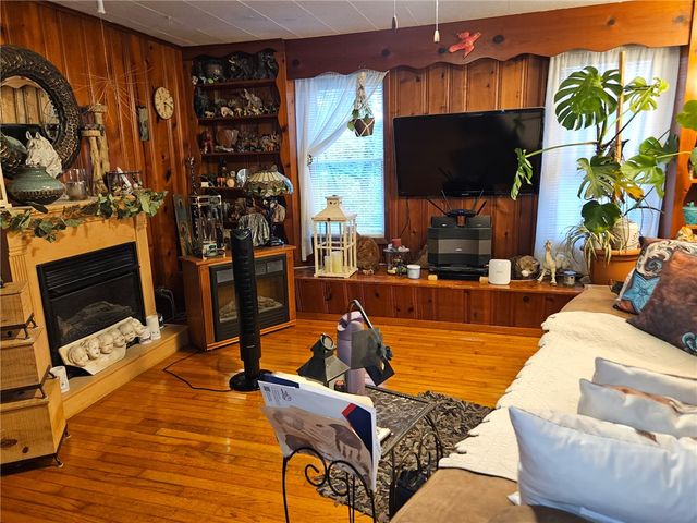 250 Ginghamsburg Road, Tipp City, OH 45371