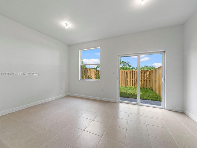 1505 SE 27th Rd, Homestead, FL 33035