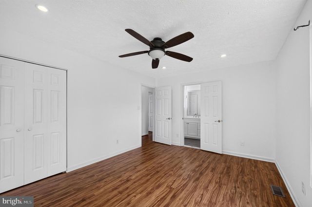 13296 HOLLINGER AVE, Fairfax, VA 22033