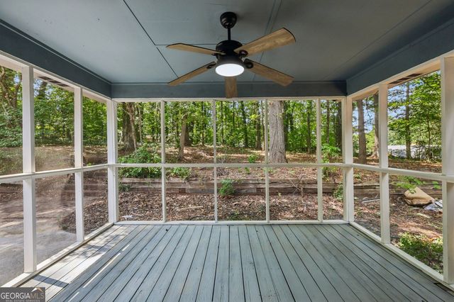 106 Hilltop Circle, Stockbridge, GA 30281