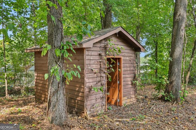 106 Hilltop Circle, Stockbridge, GA 30281