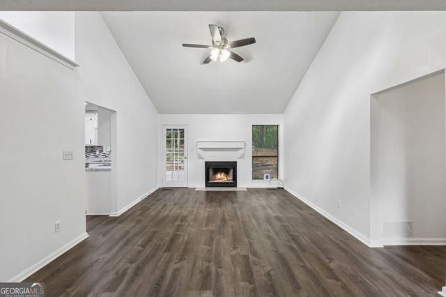 106 Hilltop Circle, Stockbridge, GA 30281