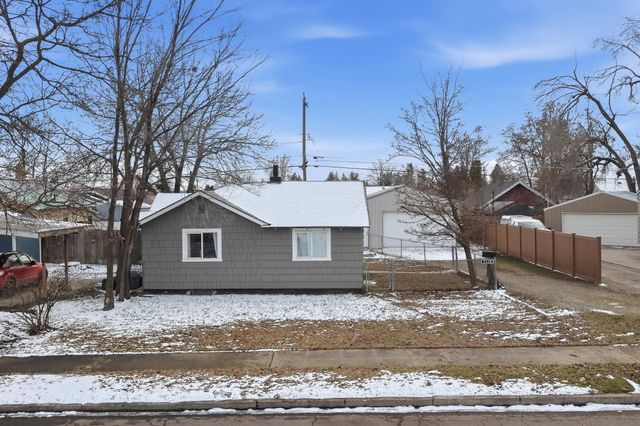 222 E Hoffman Ave, Spokane, WA 99207