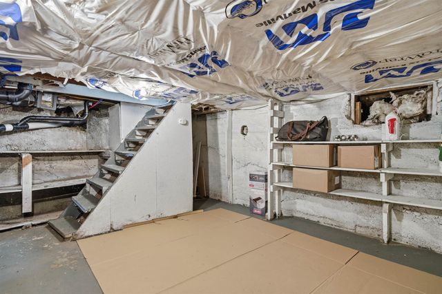 222 E Hoffman Ave, Spokane, WA 99207