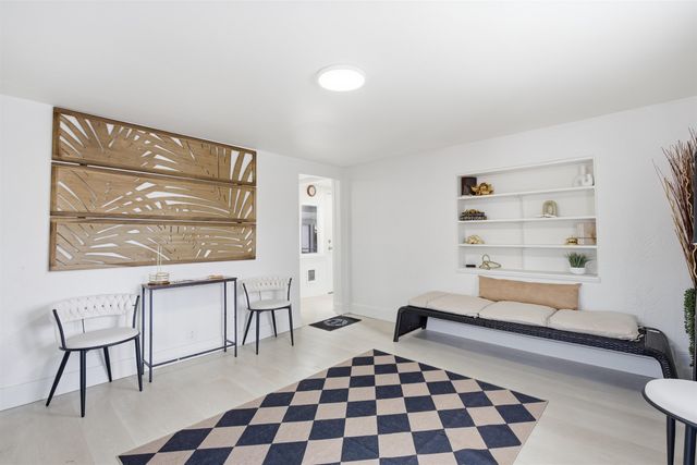 222 E Hoffman Ave, Spokane, WA 99207