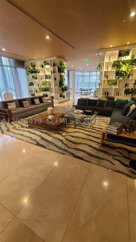 45 SW 9th St 1503, Miami, FL 33130