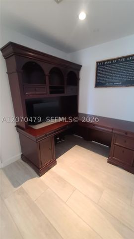 45 SW 9th St 1503, Miami, FL 33130