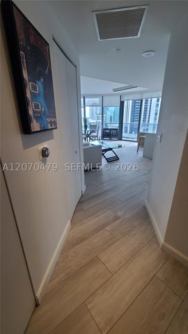 45 SW 9th St 1503, Miami, FL 33130