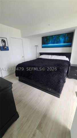 45 SW 9th St 1503, Miami, FL 33130