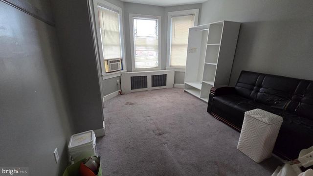 6101 PINE ST, Philadelphia, PA 19143